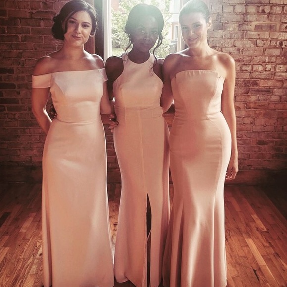 Long halter BRIDESMAID DRESS with skirt slit - Picture 3 of 3